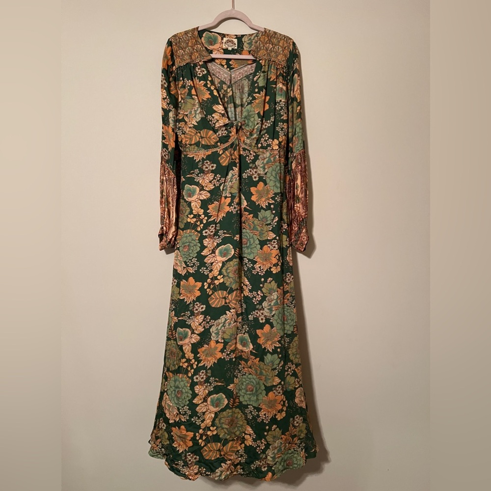 Nine Lives Bazaar Slow Dance Enchanted Dress Size 16